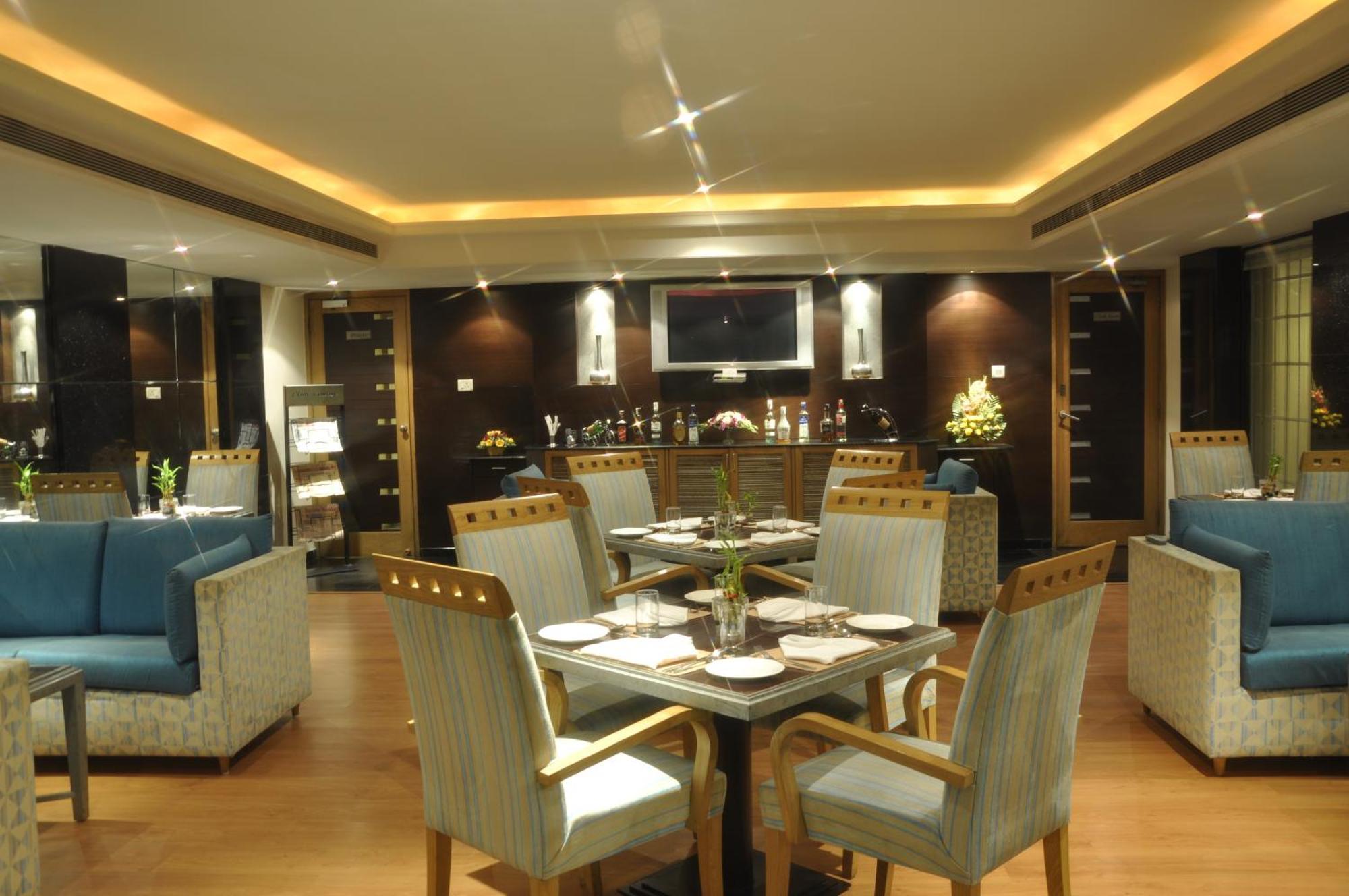 Aditya Park-A Sarovar Portico Hotel Hyderabad Exteriör bild