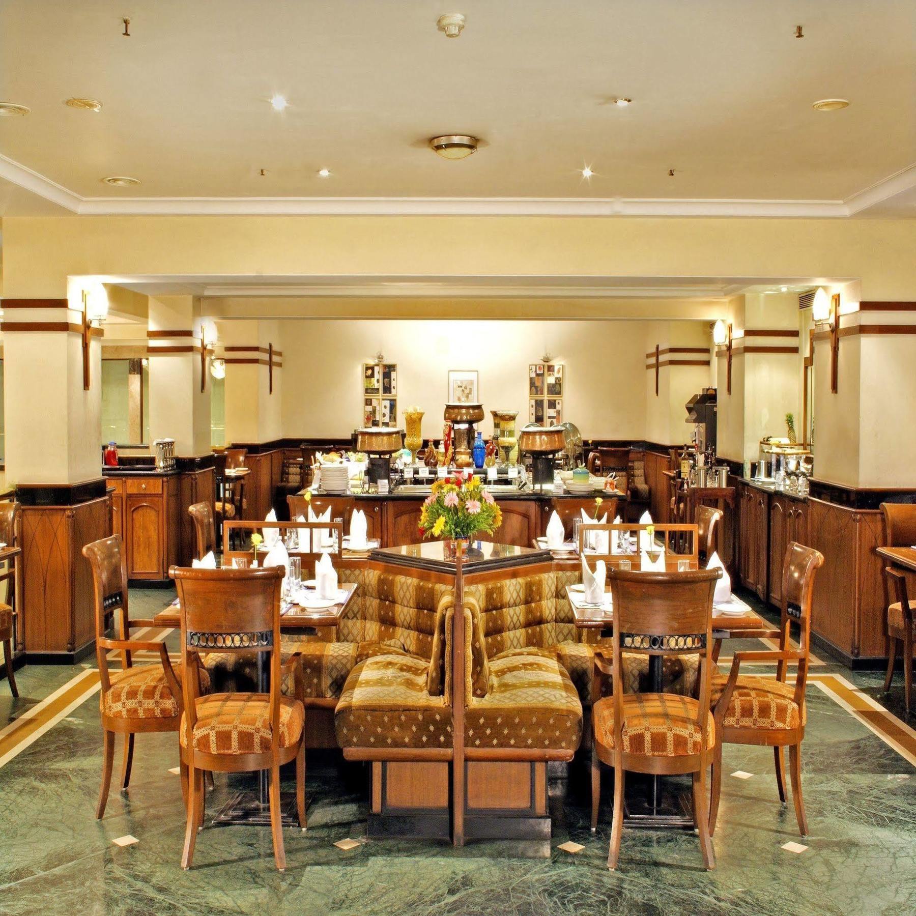 Aditya Park-A Sarovar Portico Hotel Hyderabad Exteriör bild