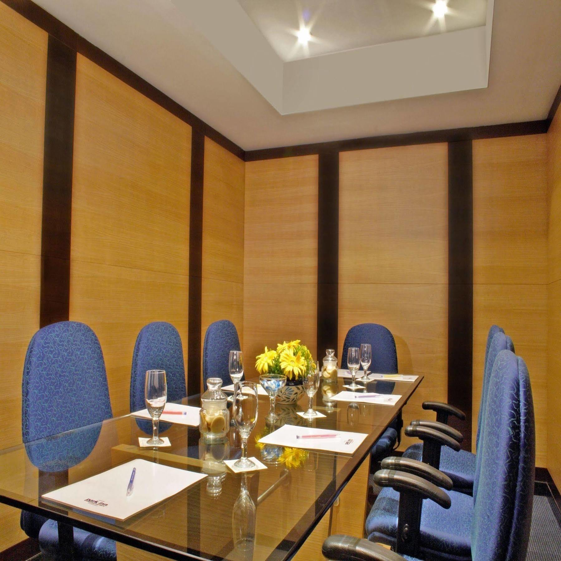 Aditya Park-A Sarovar Portico Hotel Hyderabad Exteriör bild